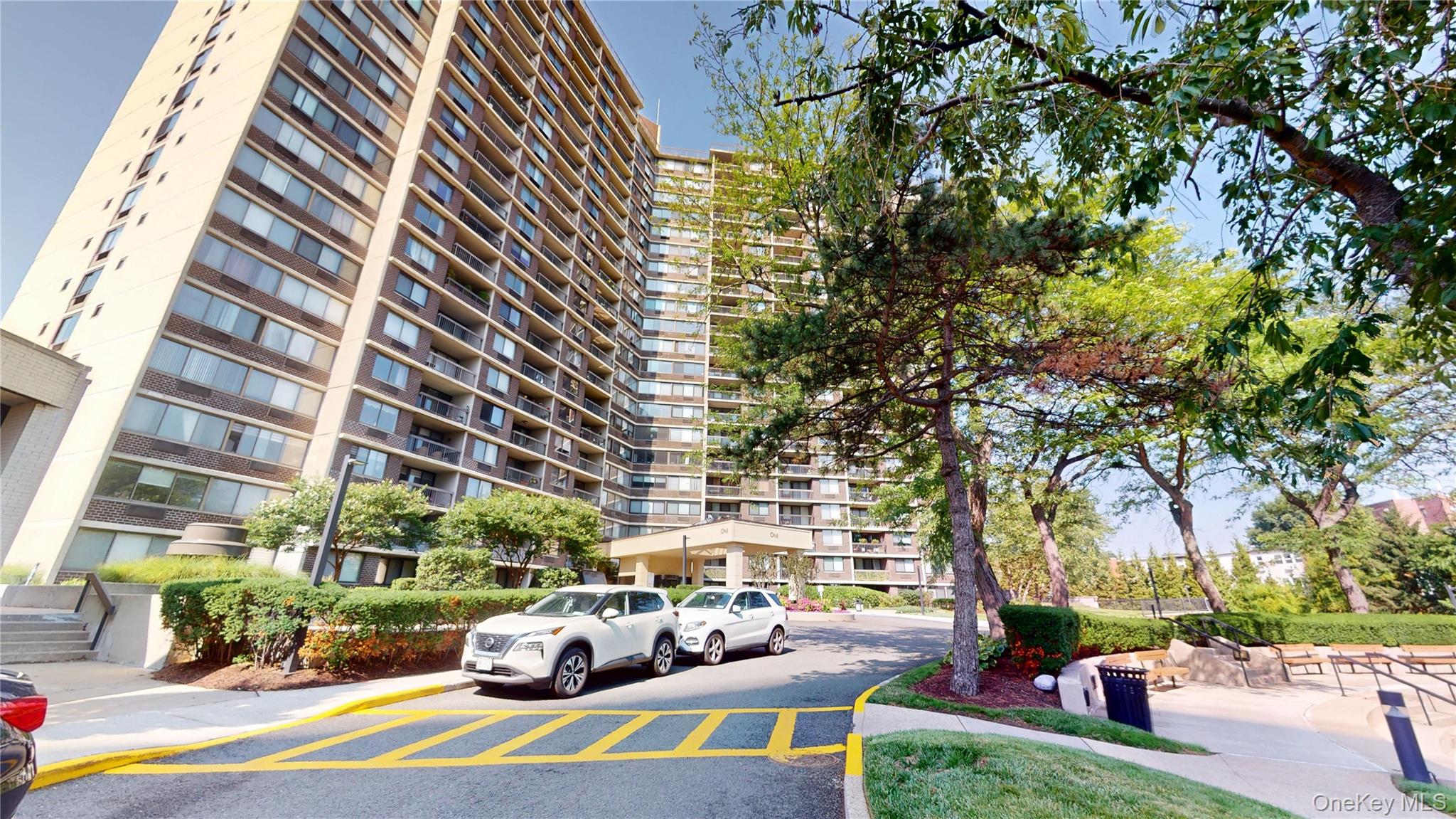 1 Bay Club Drive 17E — photo