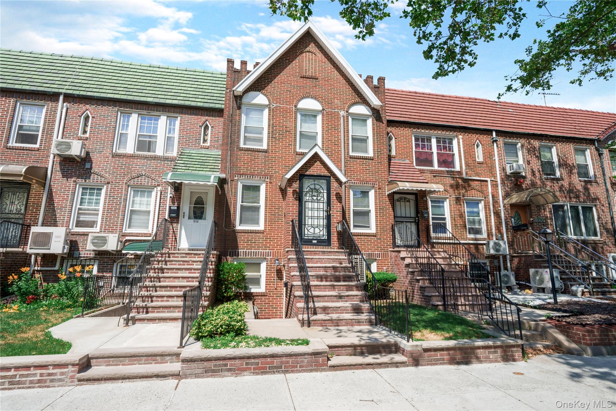 1934 E 29th Street Hse — photo