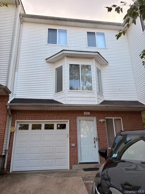 64 Amanda Court — photo