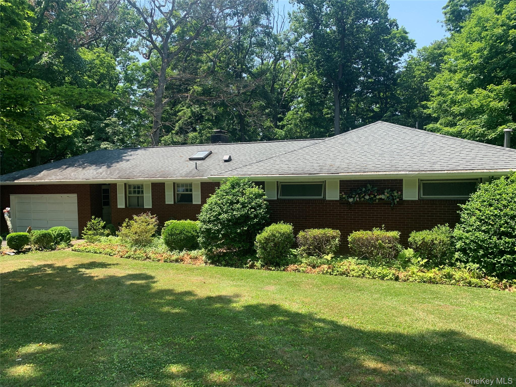 9 Dogwood Hill Road — photo