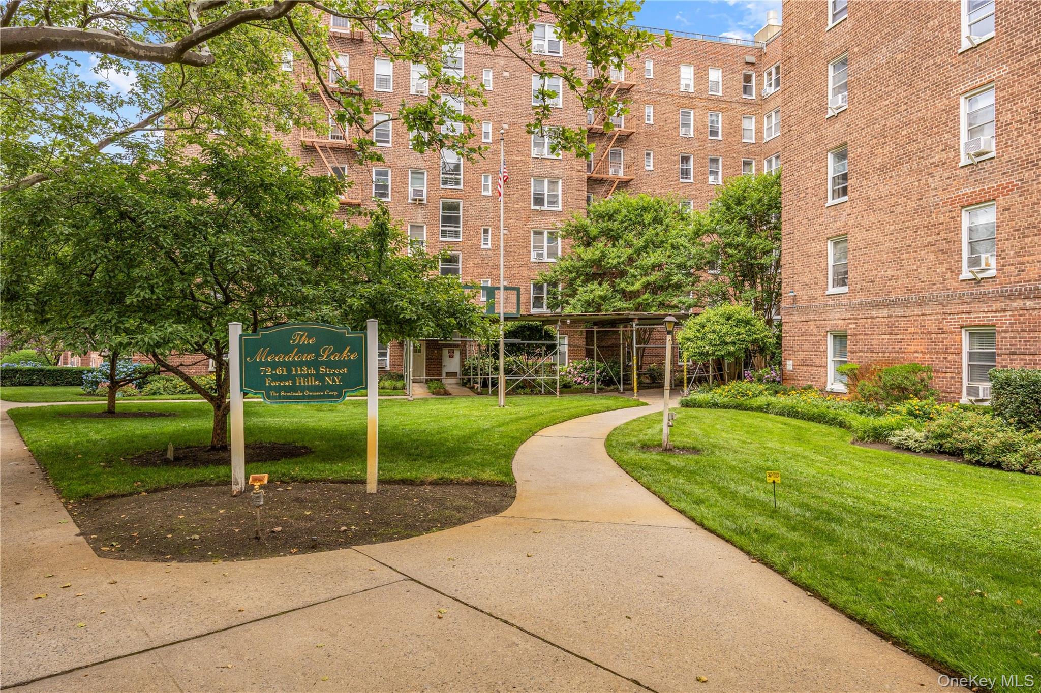 72-61 113th Street 5B — photo