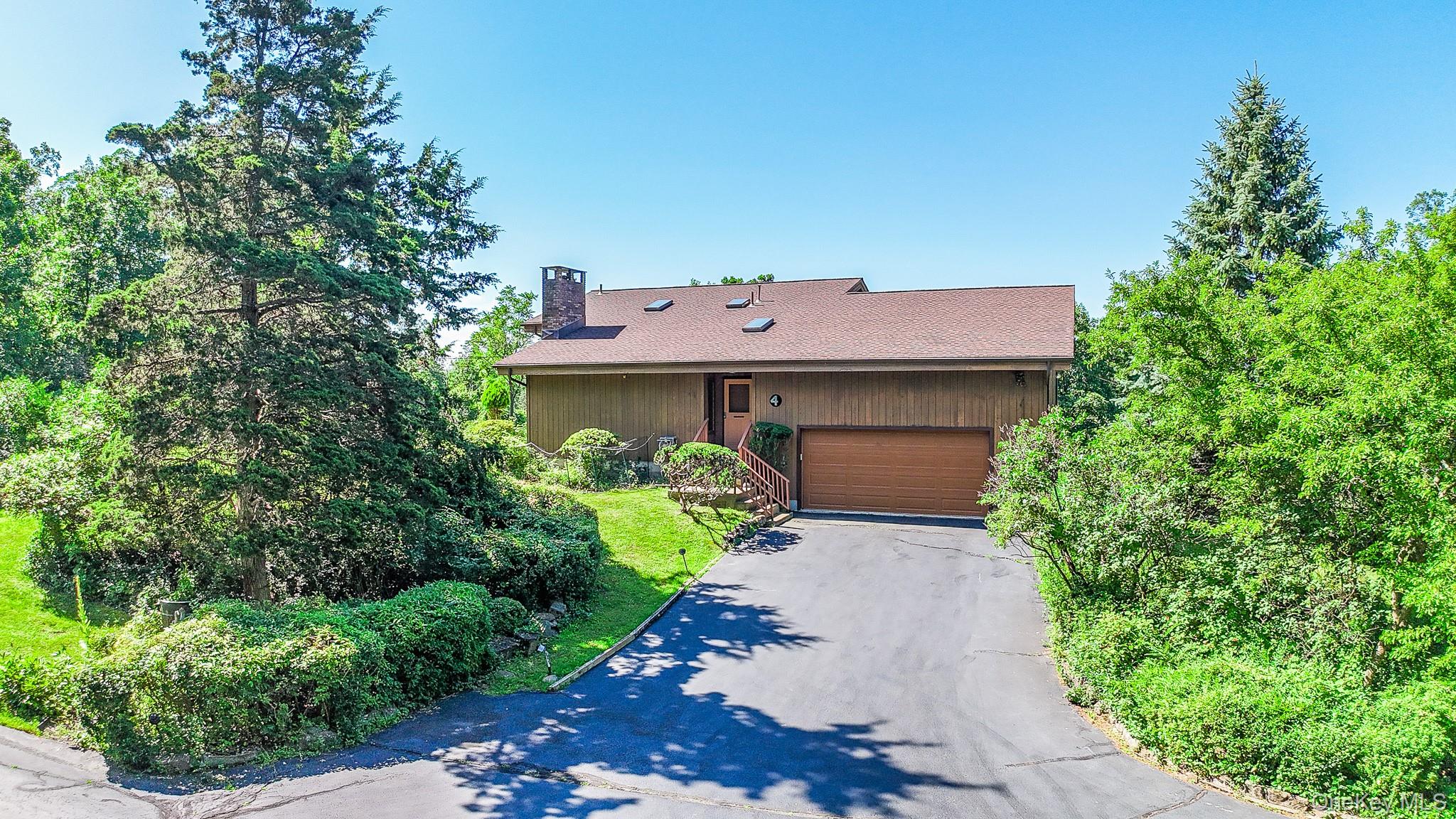 4 Bellview Drive — photo