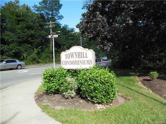 301 Town Hill Road — photo