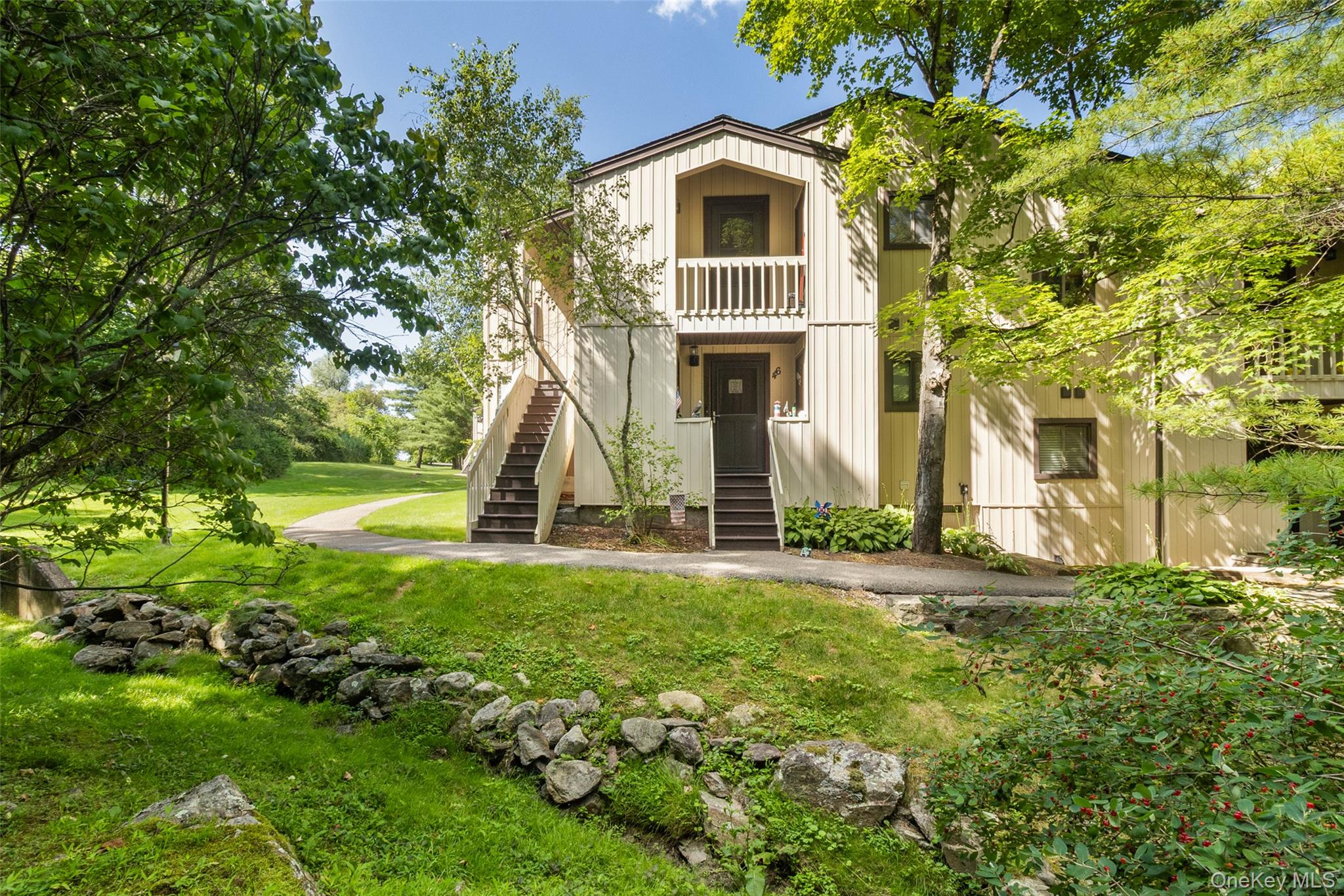 48 Overlook Commons — photo