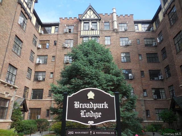 2 Westchester Avenue 4N — photo