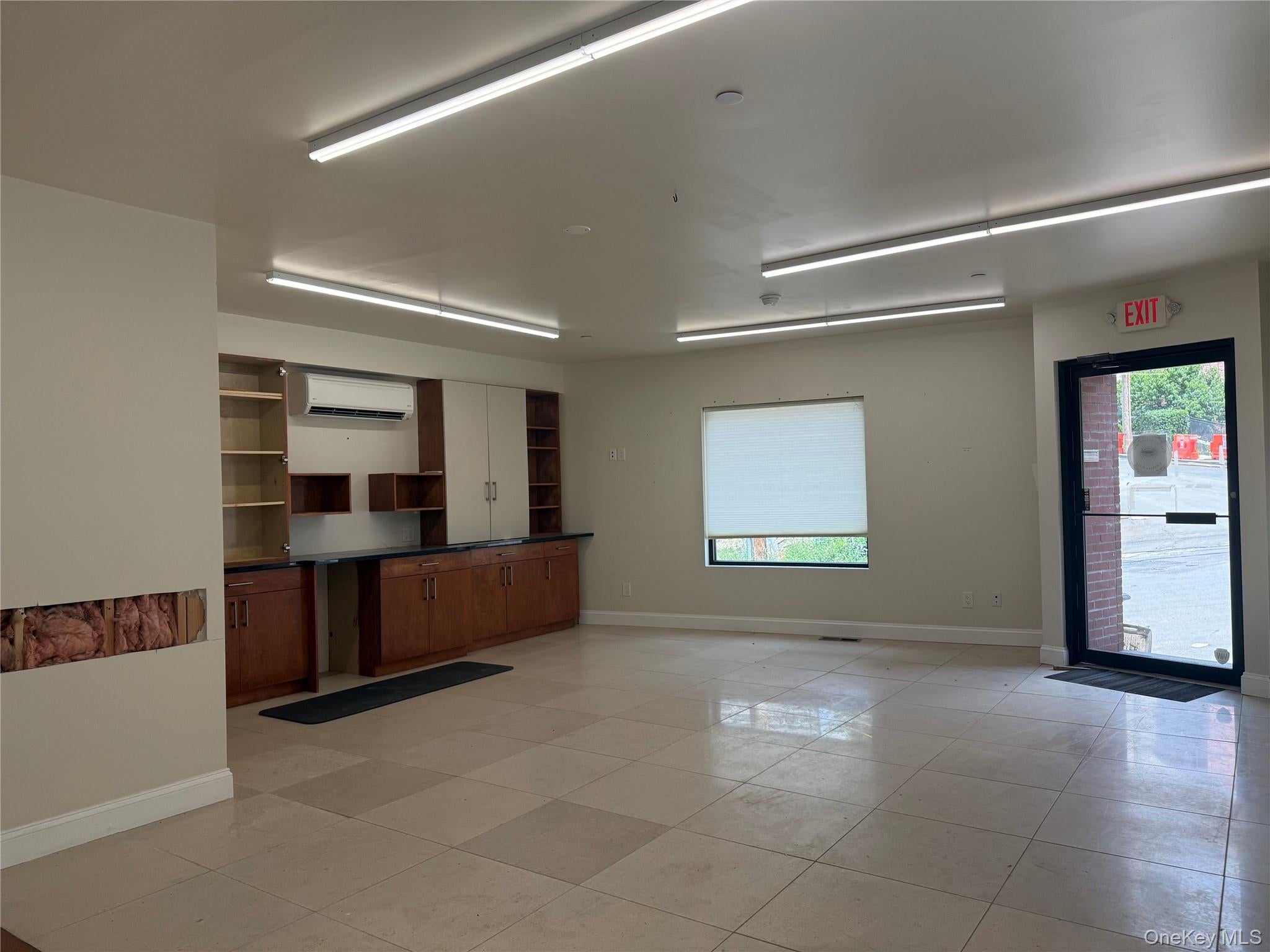 5 Brandreth Street Retail Space — photo