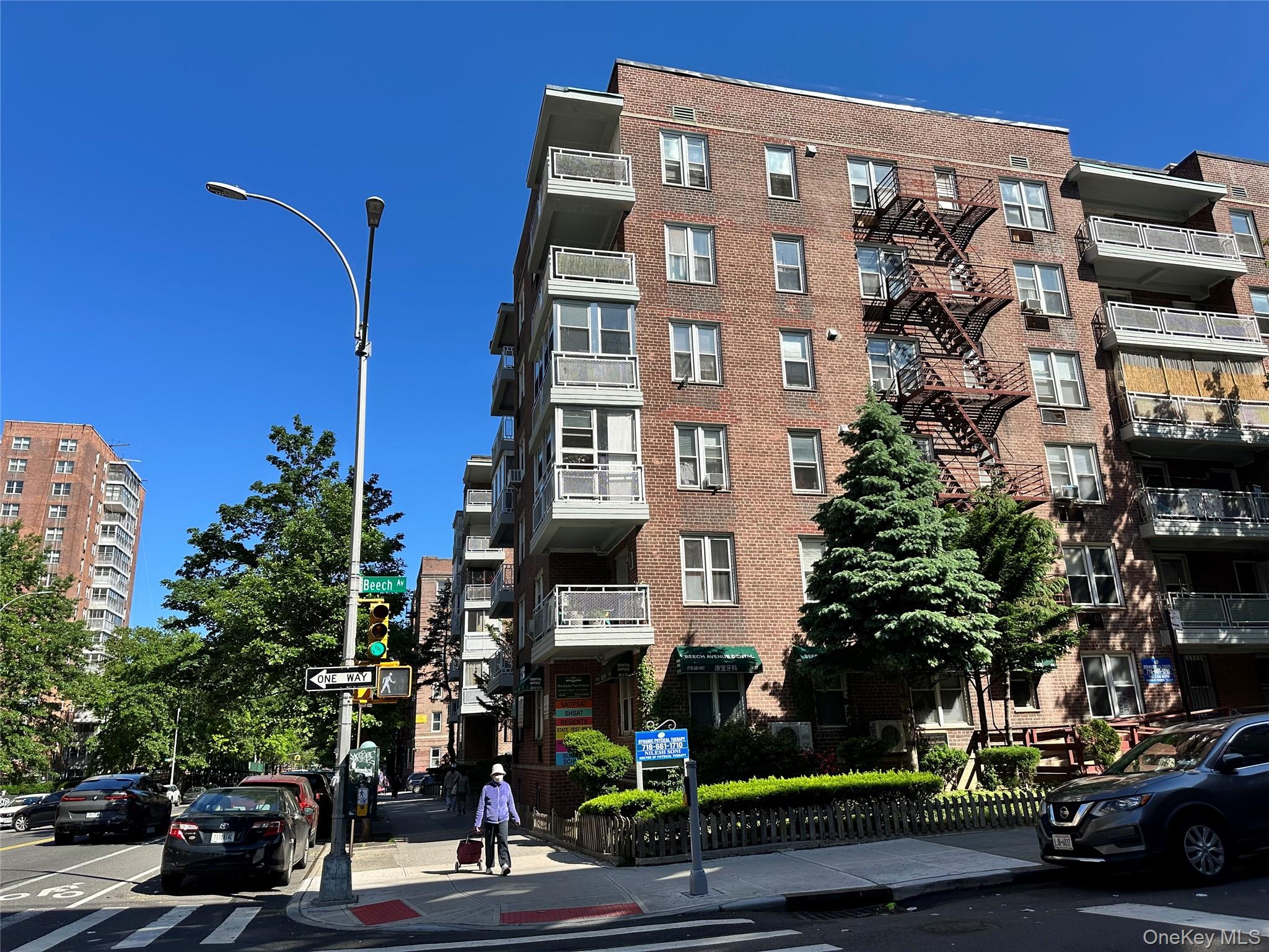 43-43 Kissena Boulevard 509 — photo