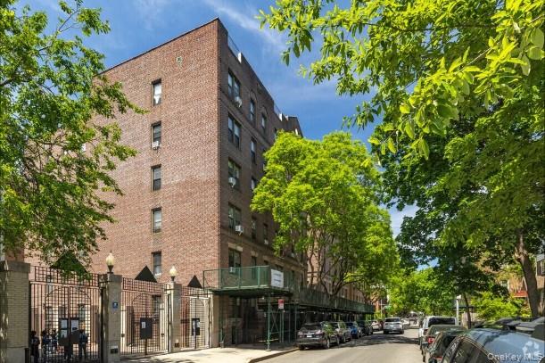 34-20 83rd Street 3D — photo