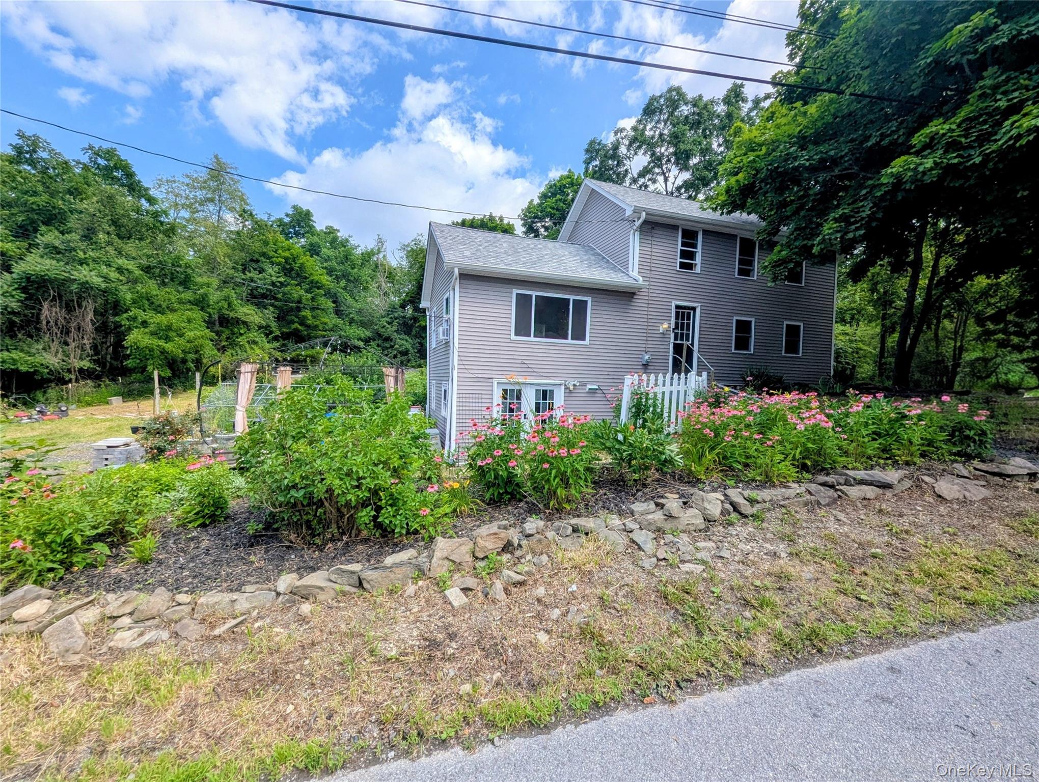 122 Castle High Road — photo