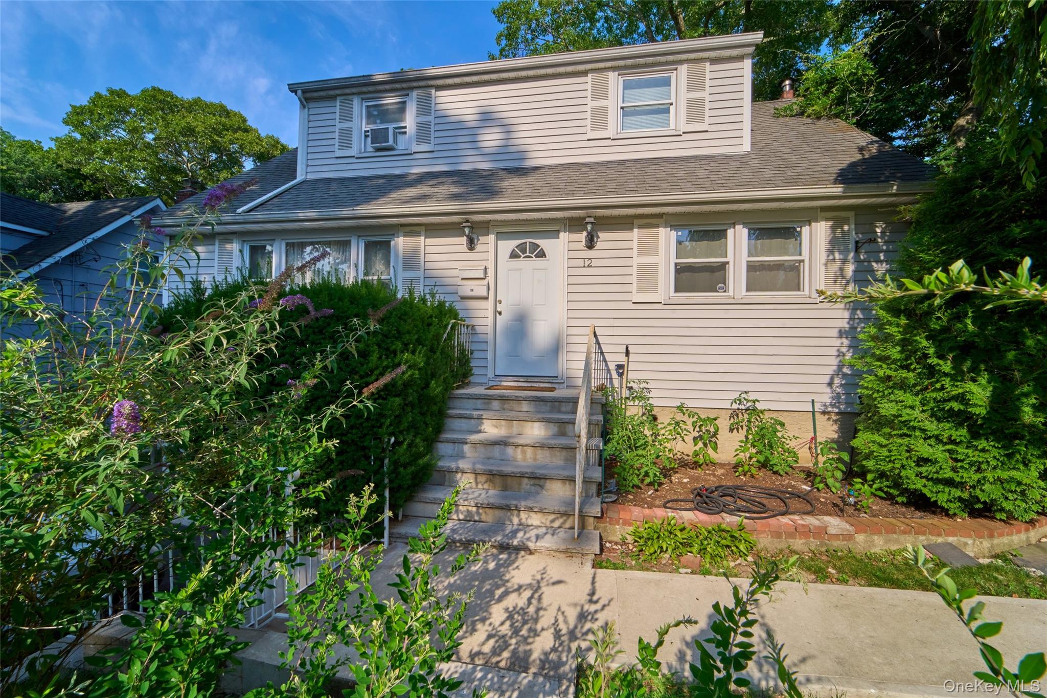 12 Goeller Avenue — photo