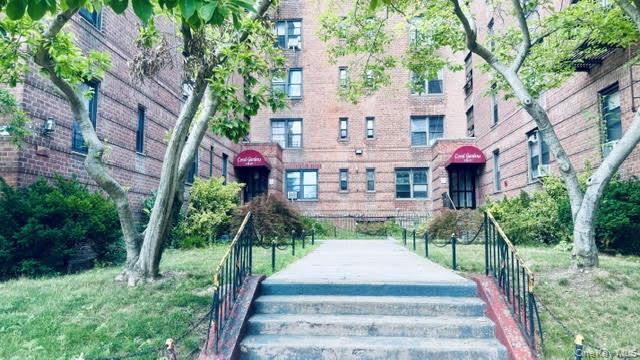 144-11 Sanford Avenue 5I — photo