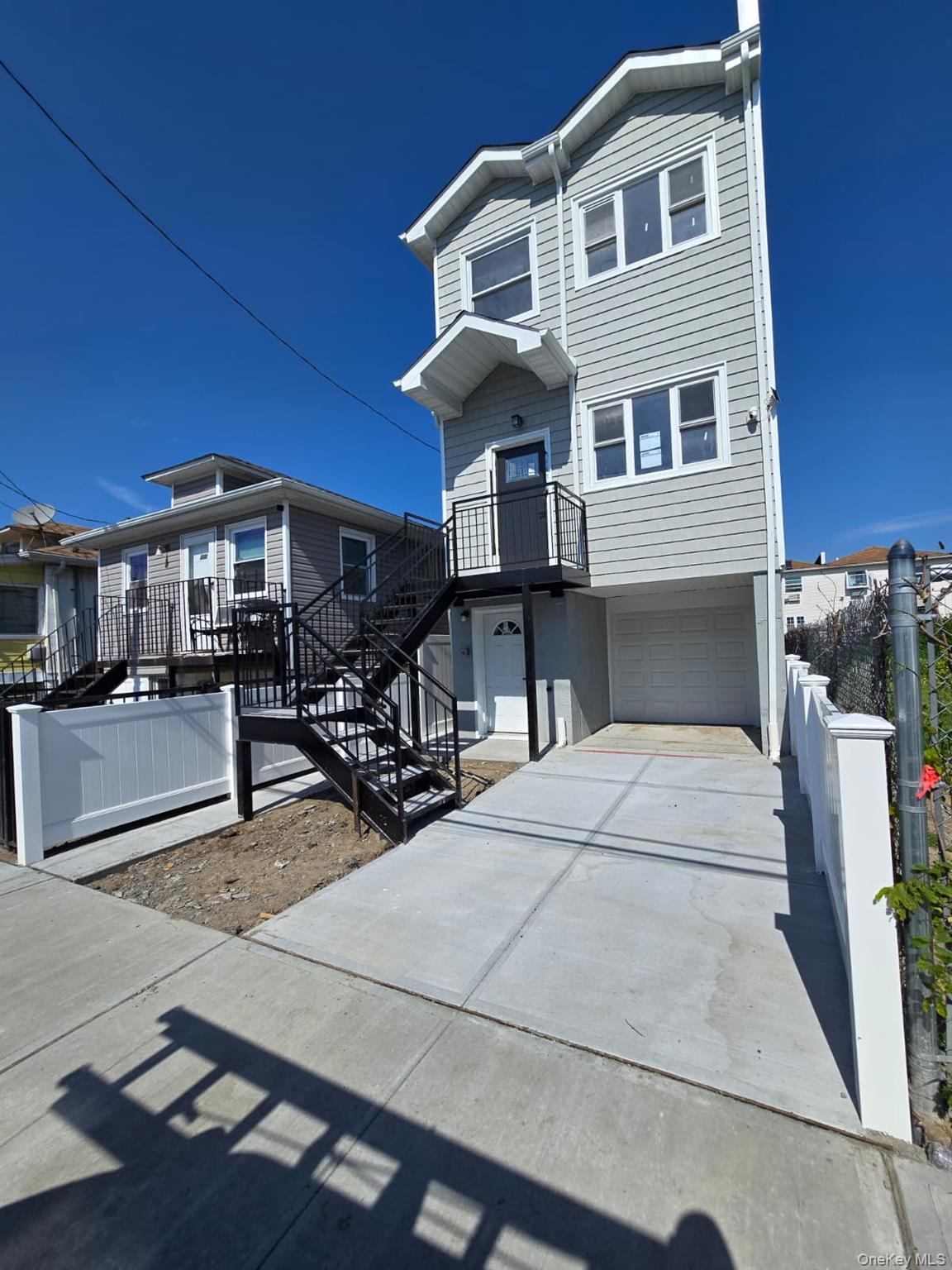 508 Beach 45 Street — photo