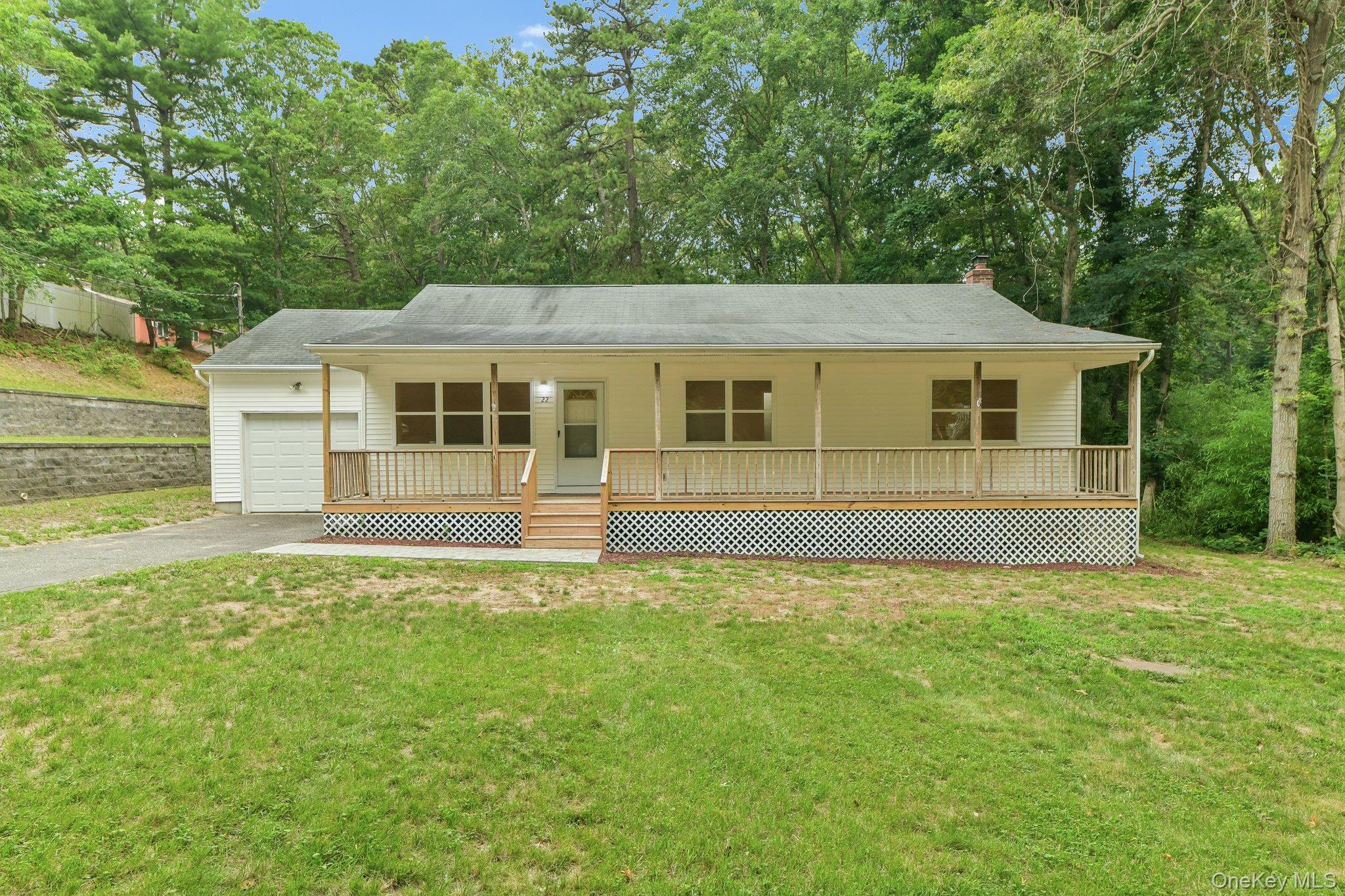 22 Red Maple Road — photo