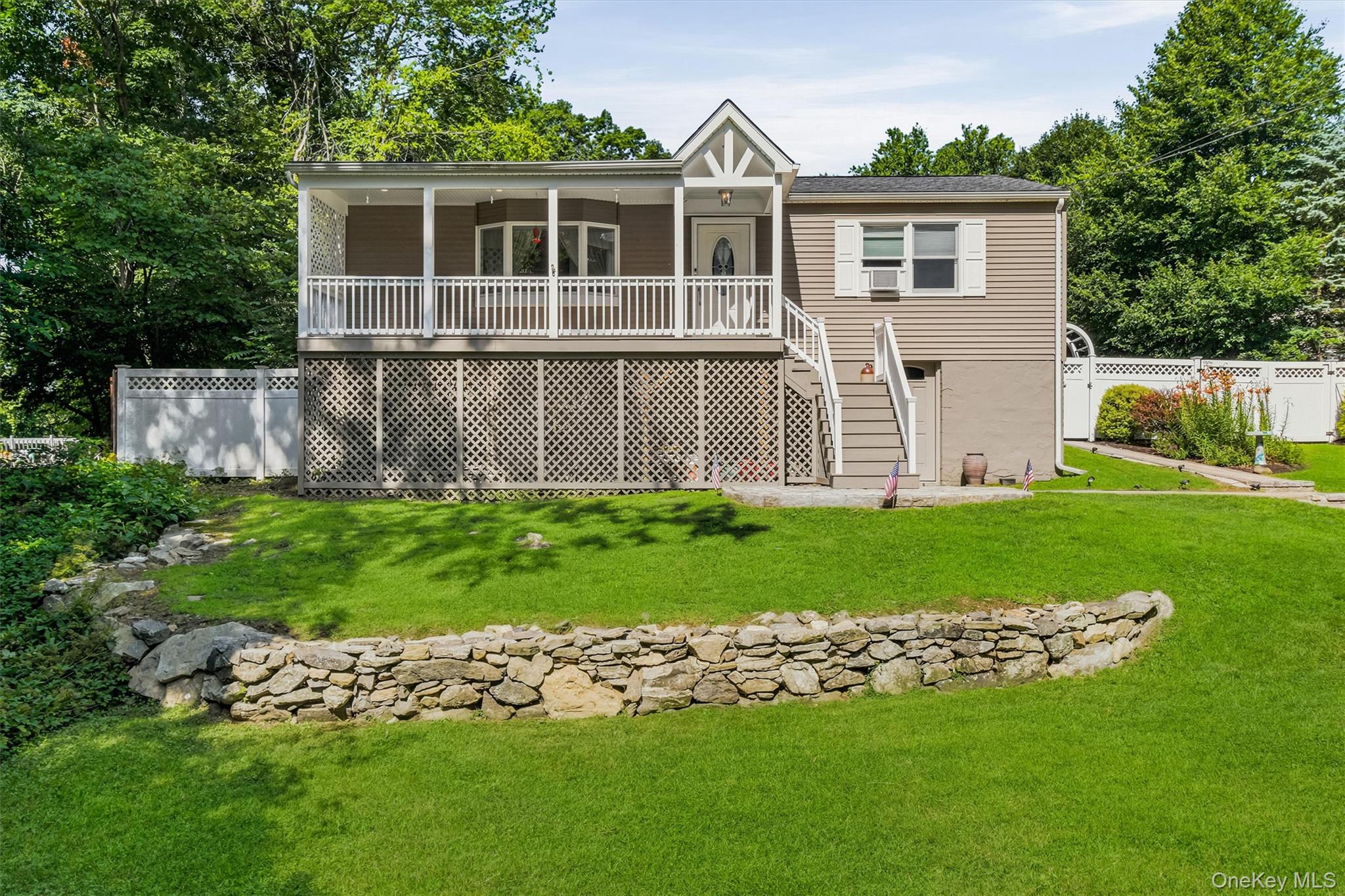 153 Kent Shore Drive — photo