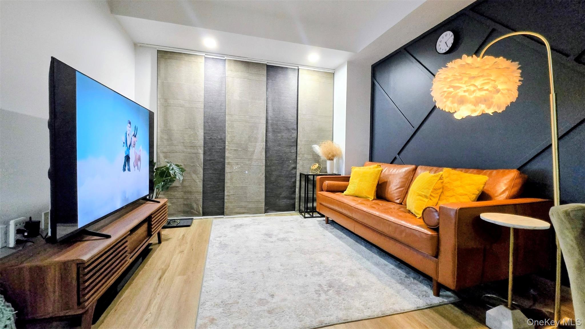 131-11 Fowler Avenue 6J — photo