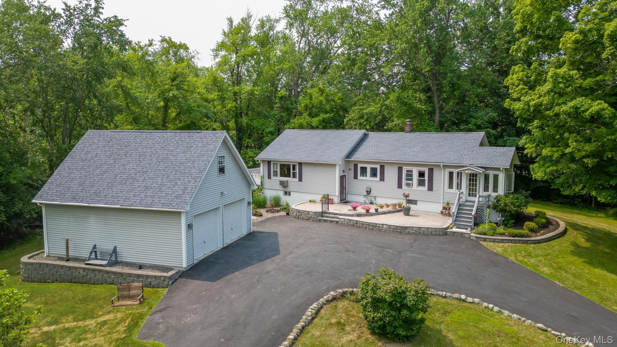 3253 State Route 52 — photo