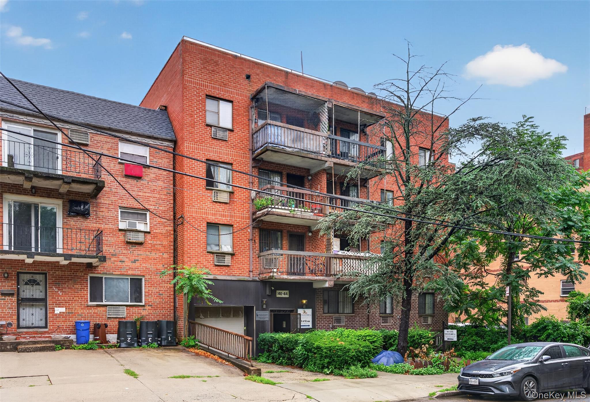 140-44 34th Avenue 2C — photo