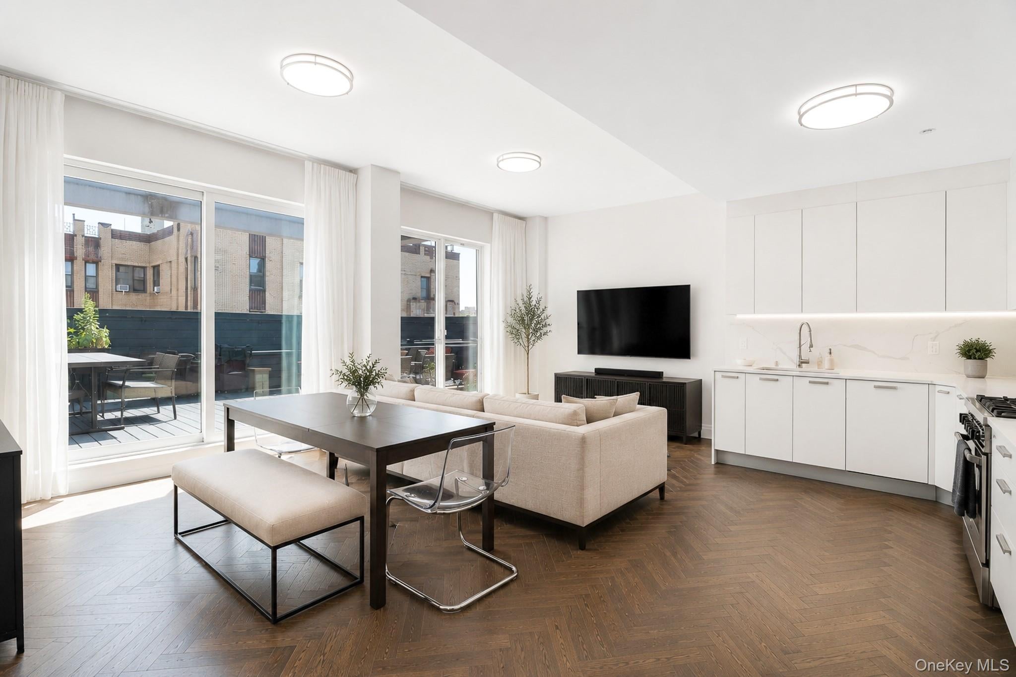 1414 W 4th Street Ph5 — photo