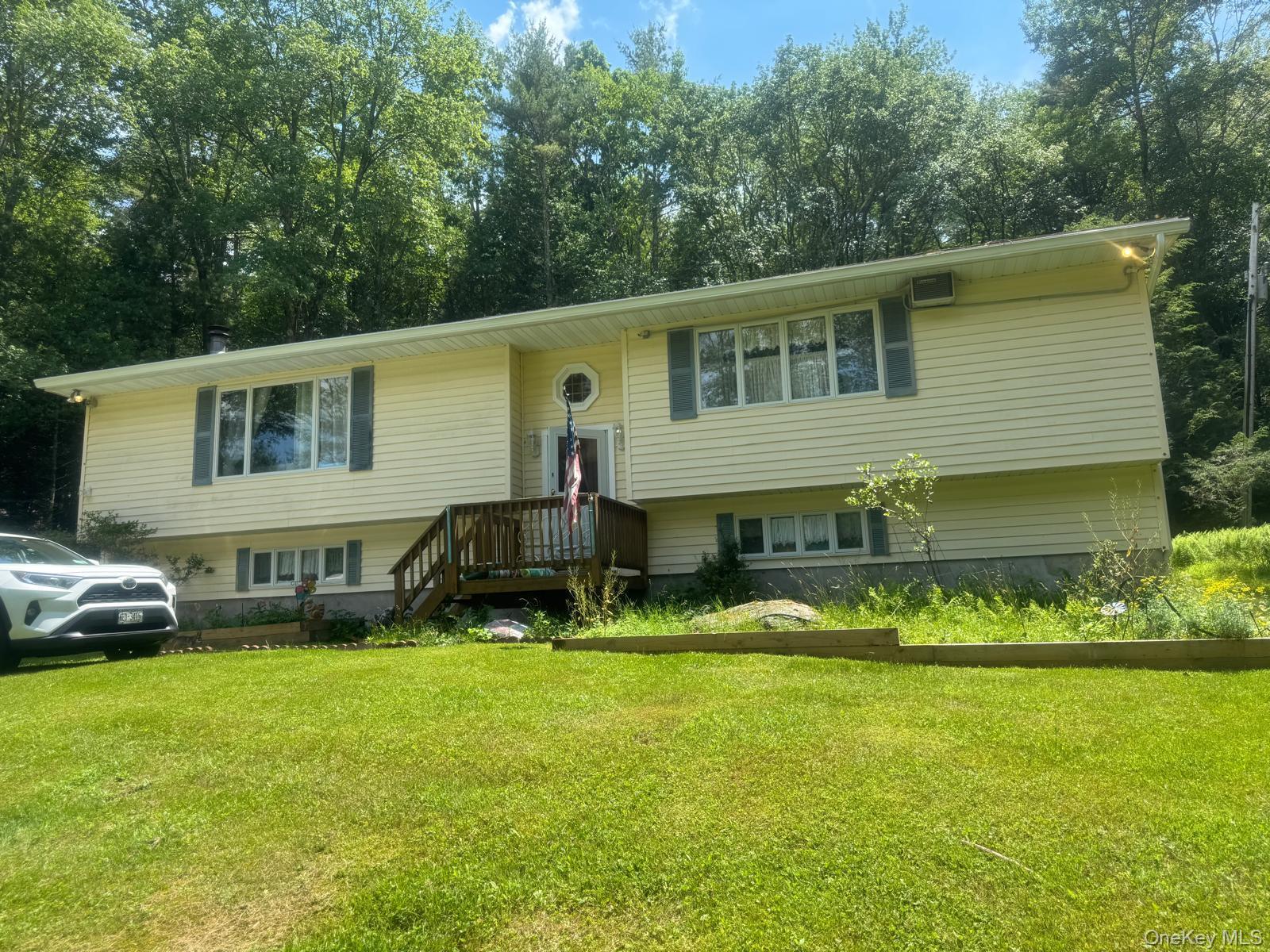 60 Highland Lake Road — photo