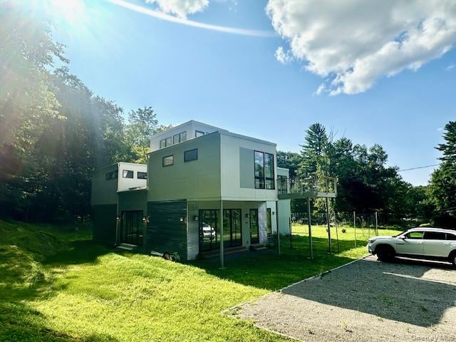 32 Brook Lane — photo