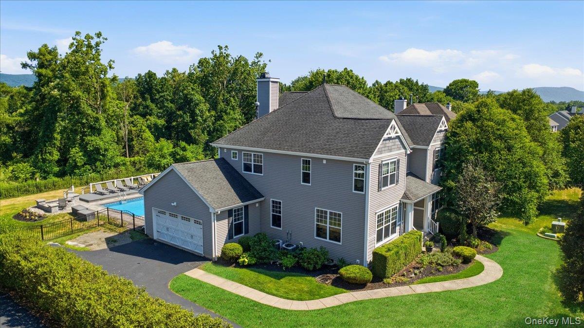 236 Buttonwood Way — photo