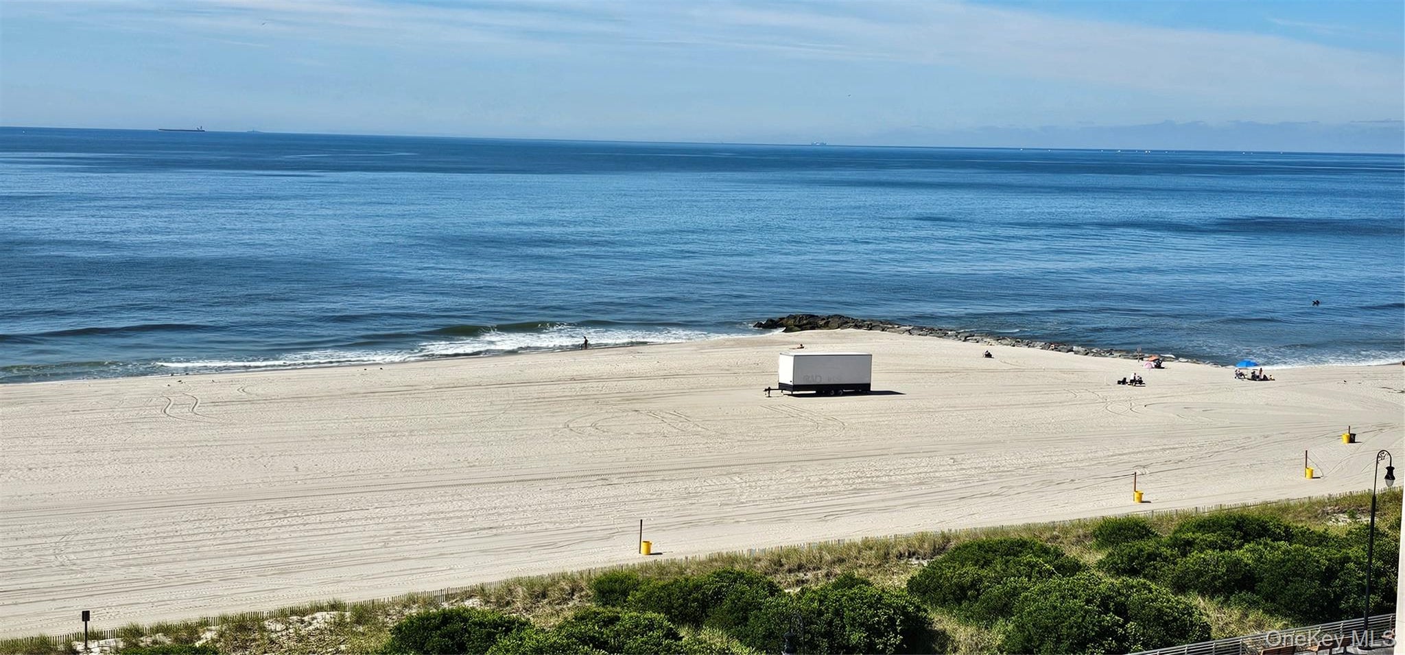 450 Shore Road 8G — photo