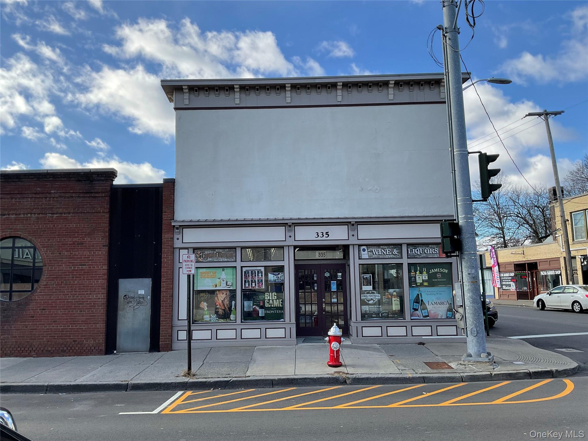 335 Main Street — photo