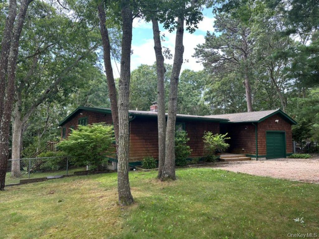 44 Lynn Avenue — photo