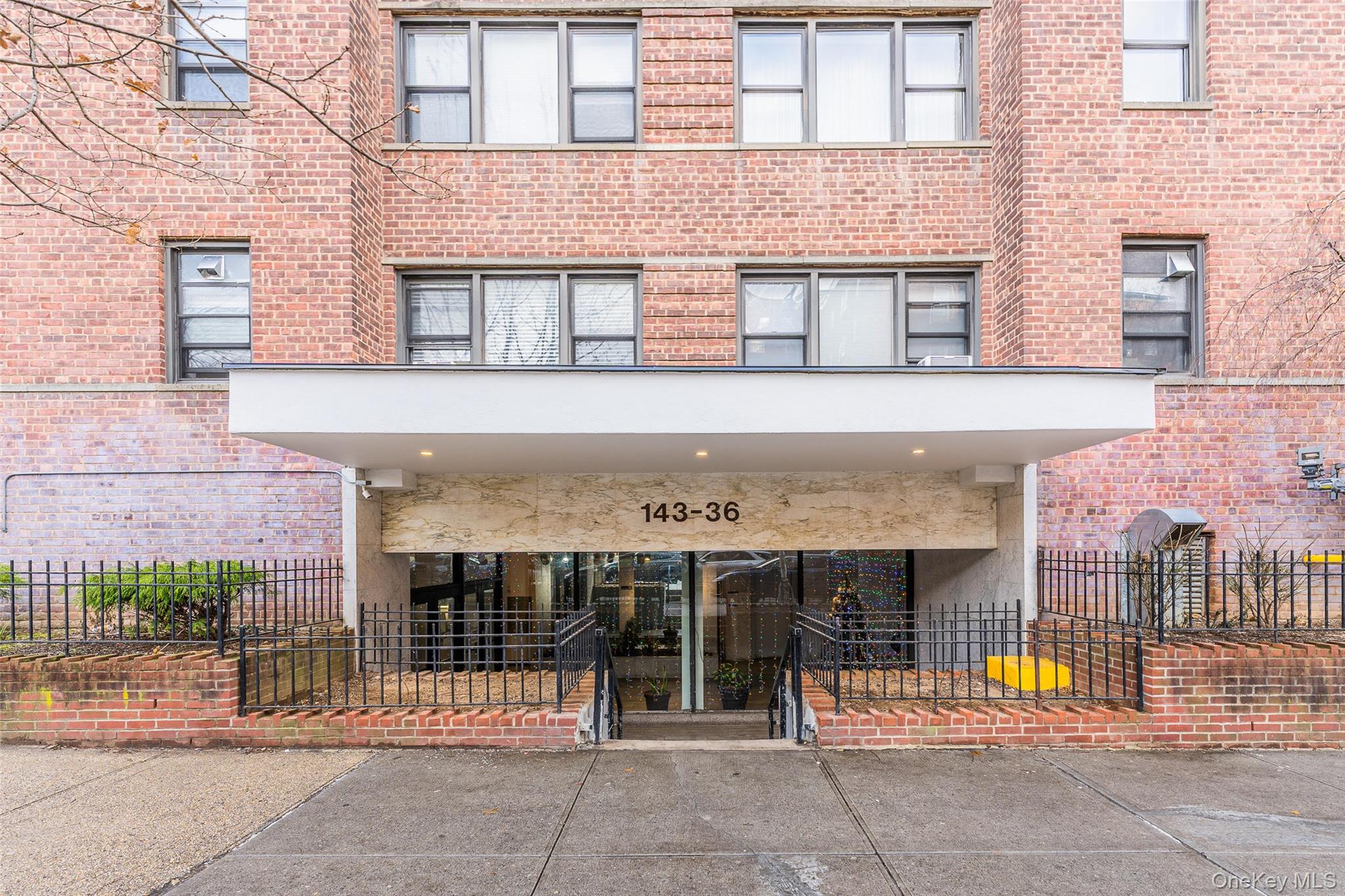 143-36 Barclay Avenue 1H — photo