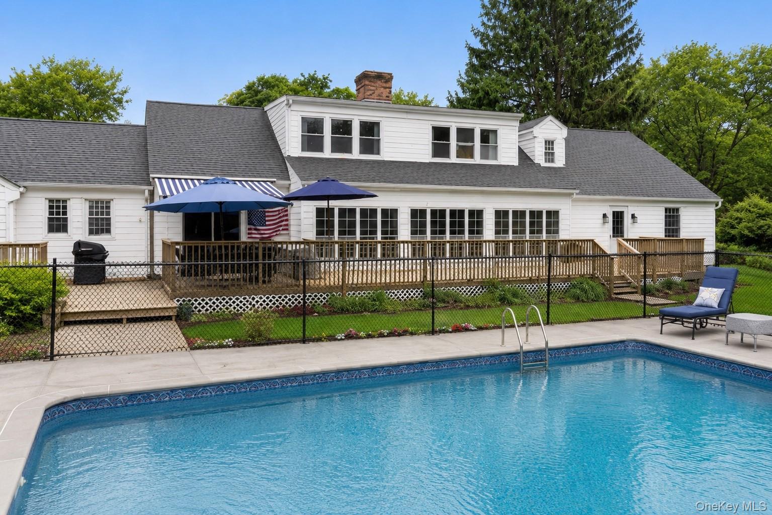 2340 Fairway Drive — photo