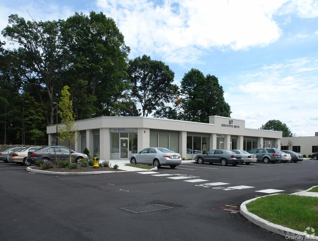 117 Executive Drive — photo