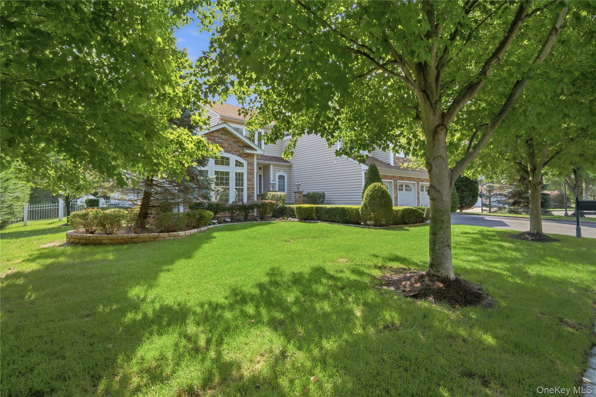 35 Monterrey Drive — photo