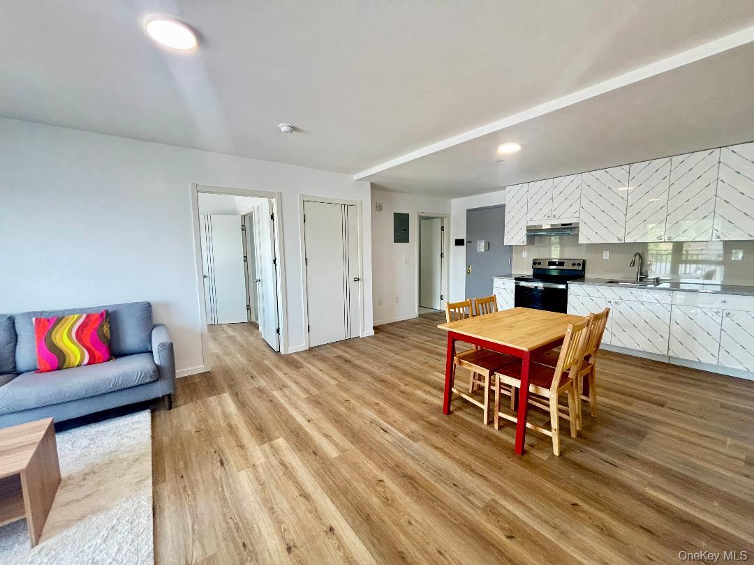 70-25 Queens Boulevard 1F — photo