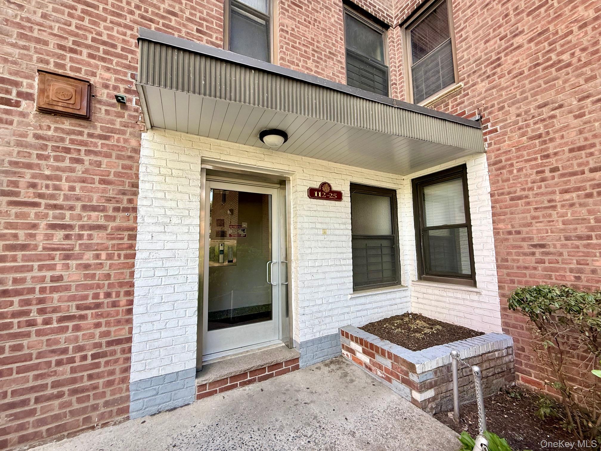 11225 34th Avenue 5B — photo