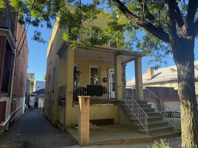 646 E 230th Street — photo