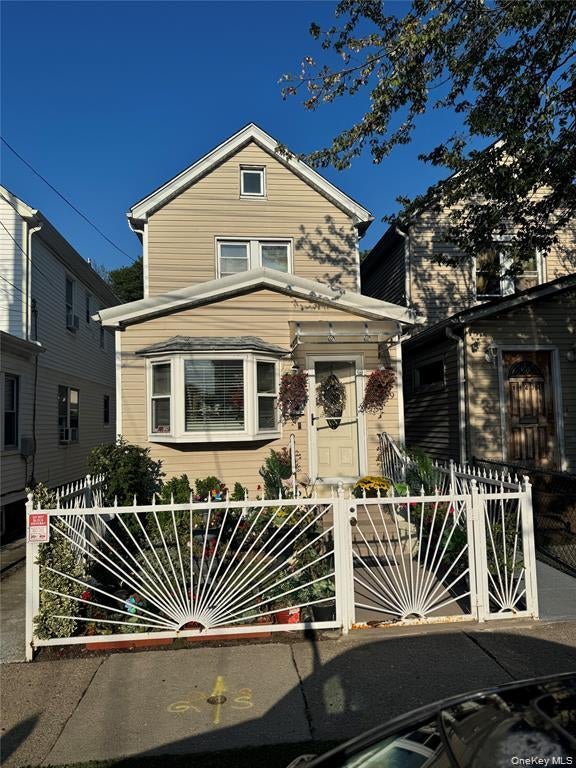 114-29 147 Street — photo