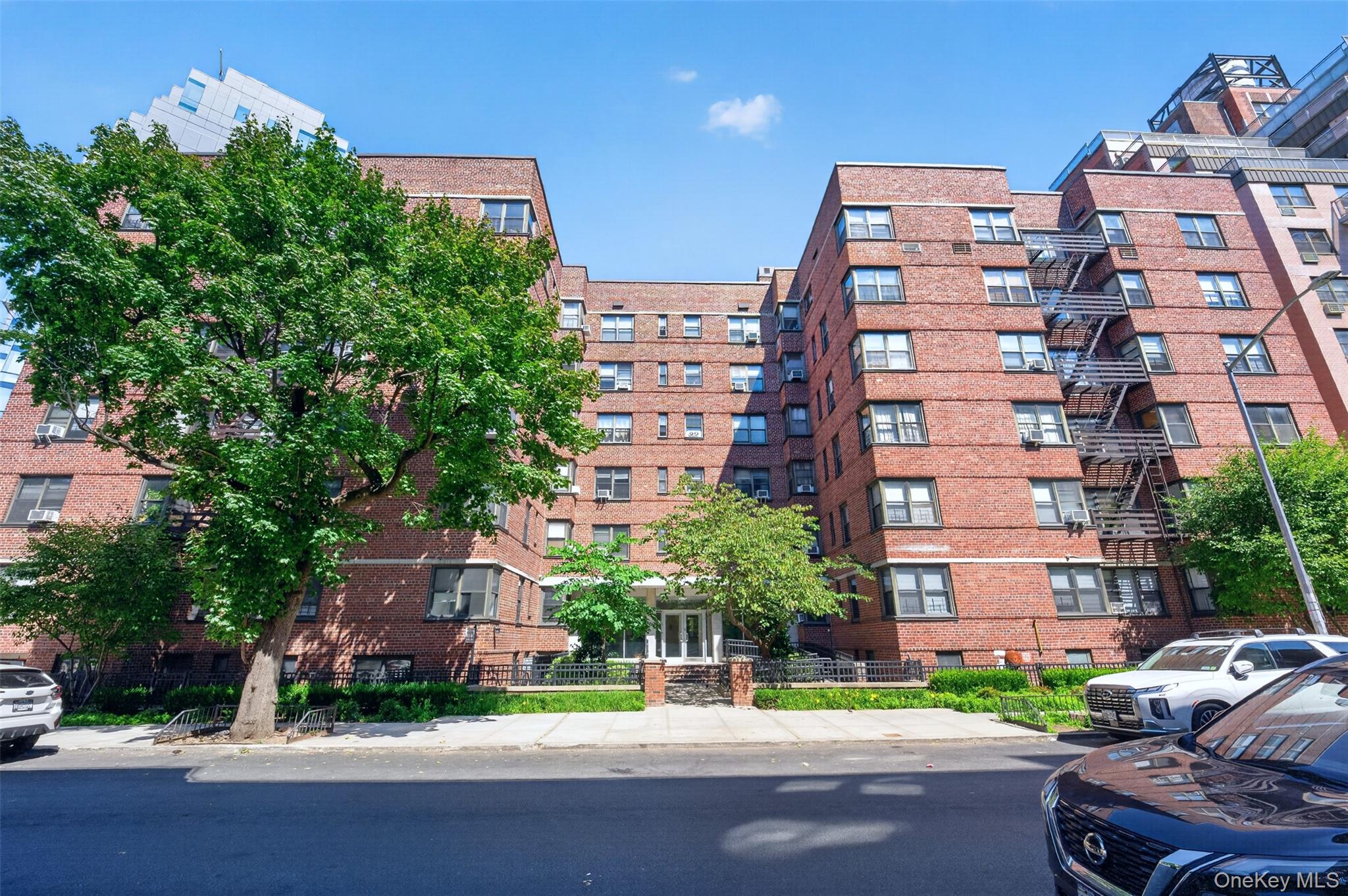 109-23 71st Road 4D — photo