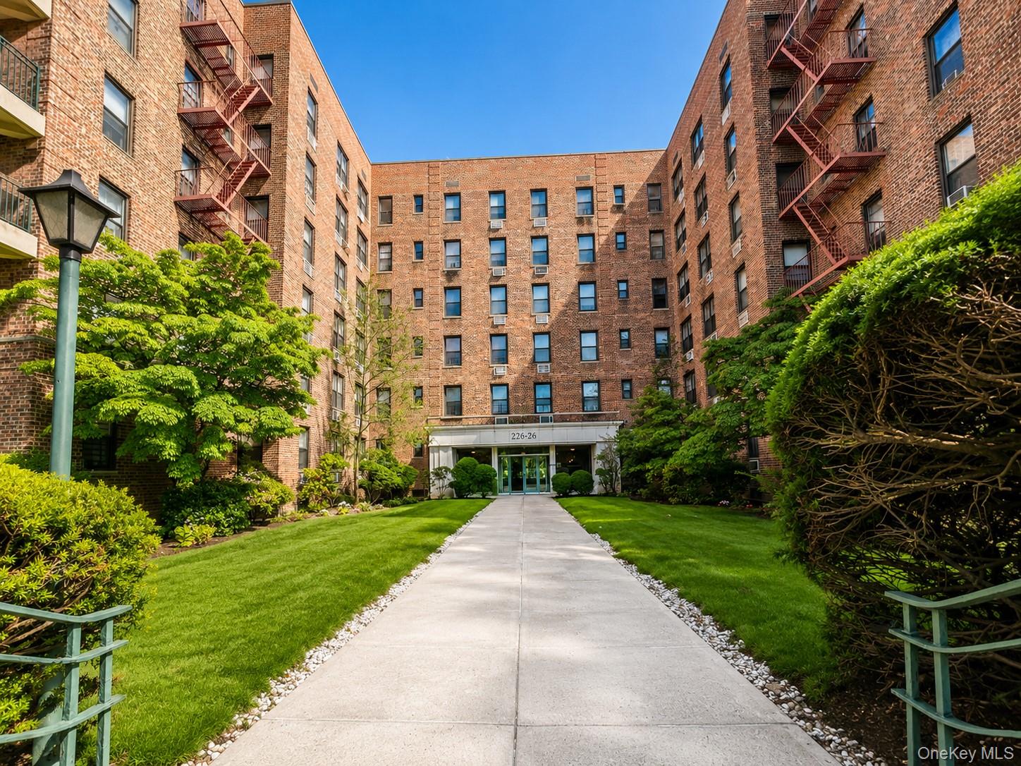 226-26 Union Turnpike 1F — photo