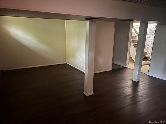 Home in Amityville, NY 11701 — photo 3