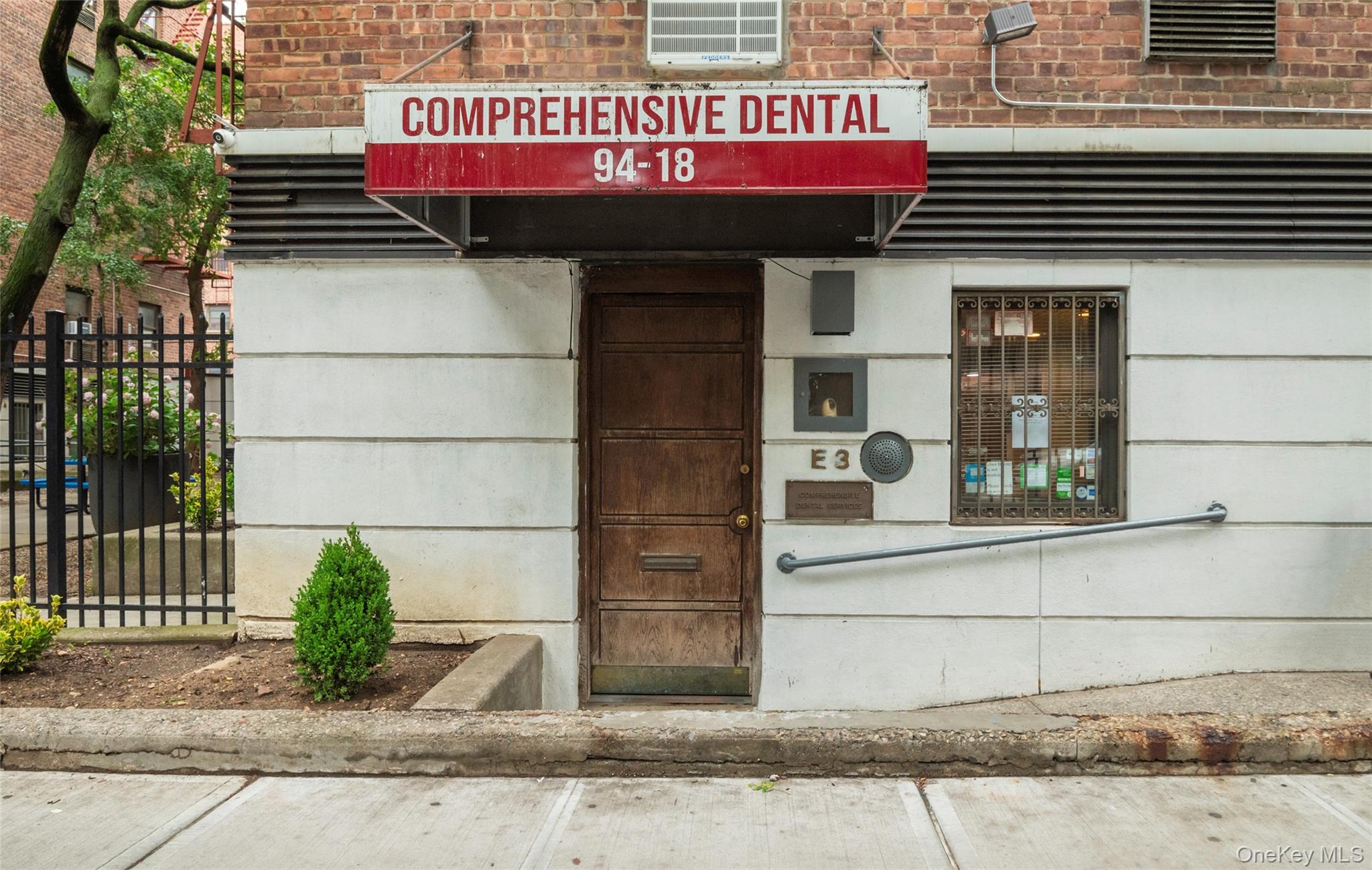 94-18 59th Avenue E3 — photo