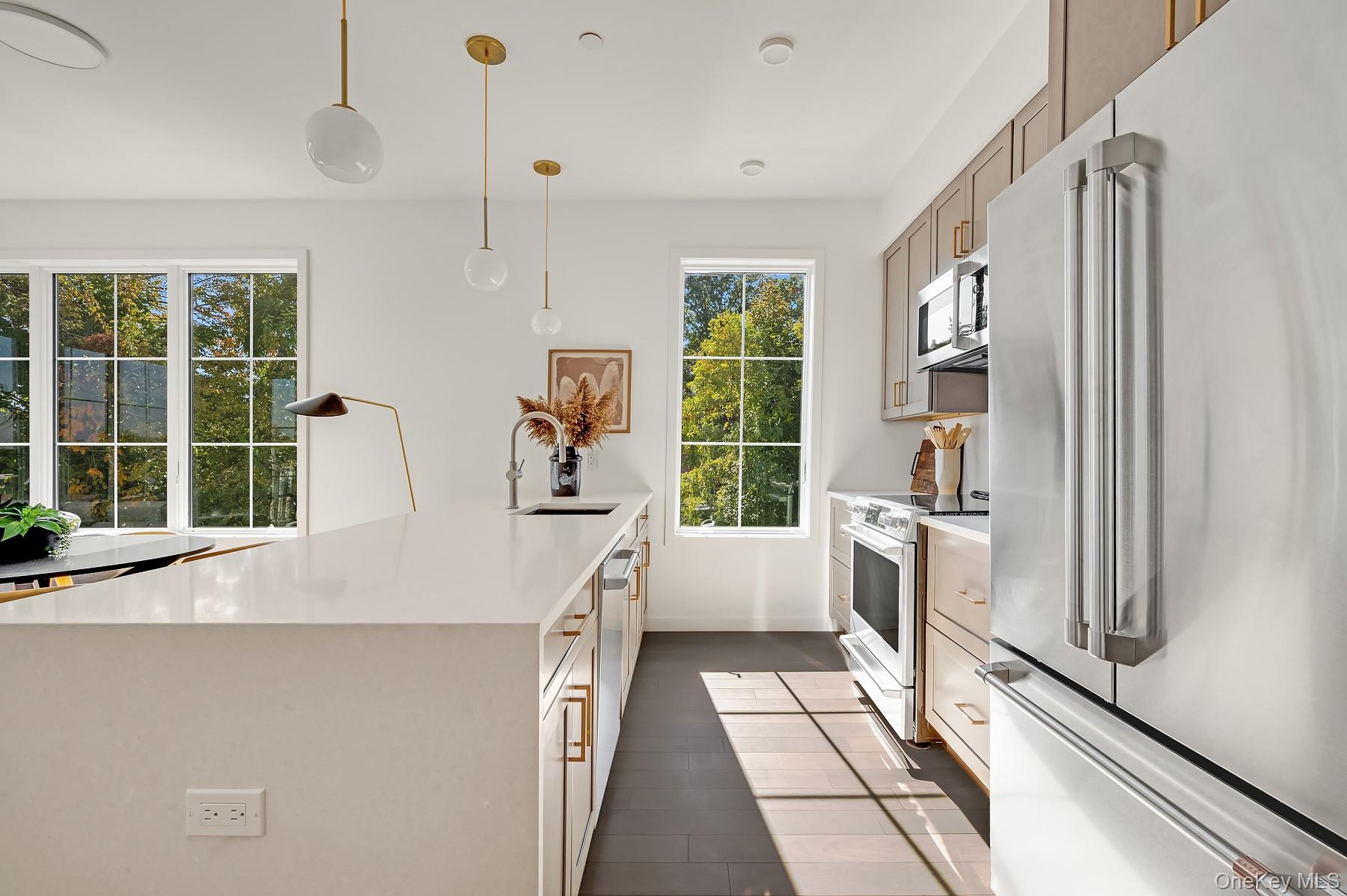 7 S Highland Avenue M03 — photo