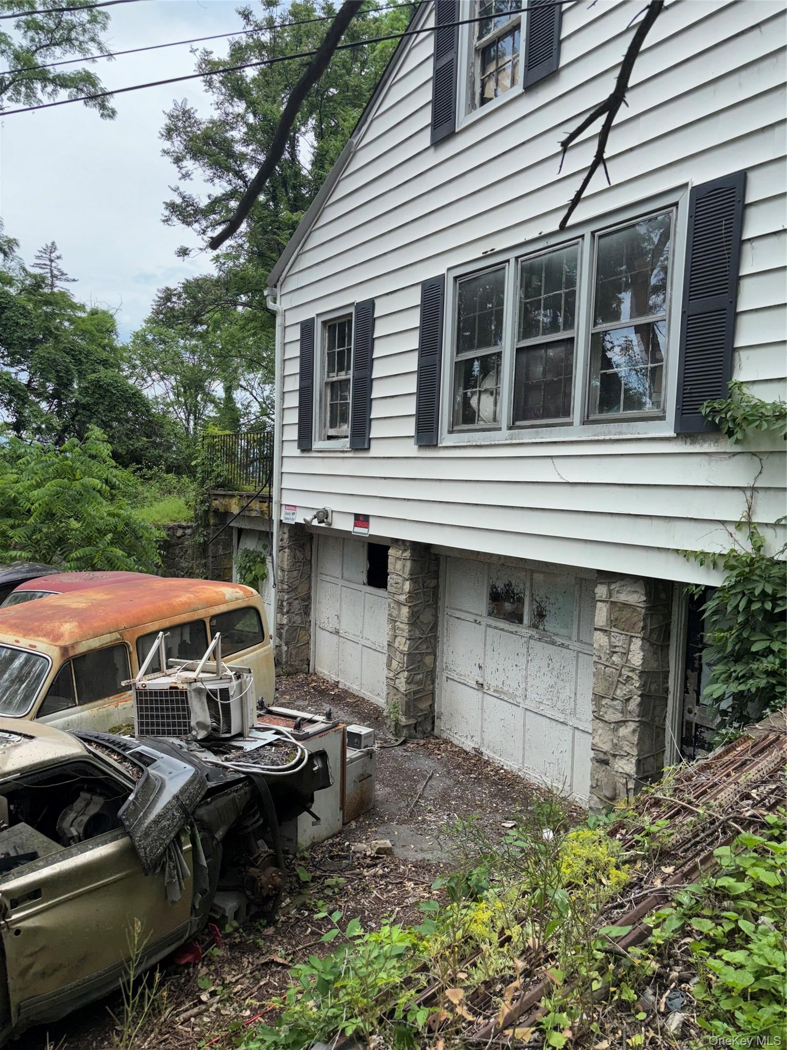 Home in Poughkeepsie, NY 12601 — photo 3
