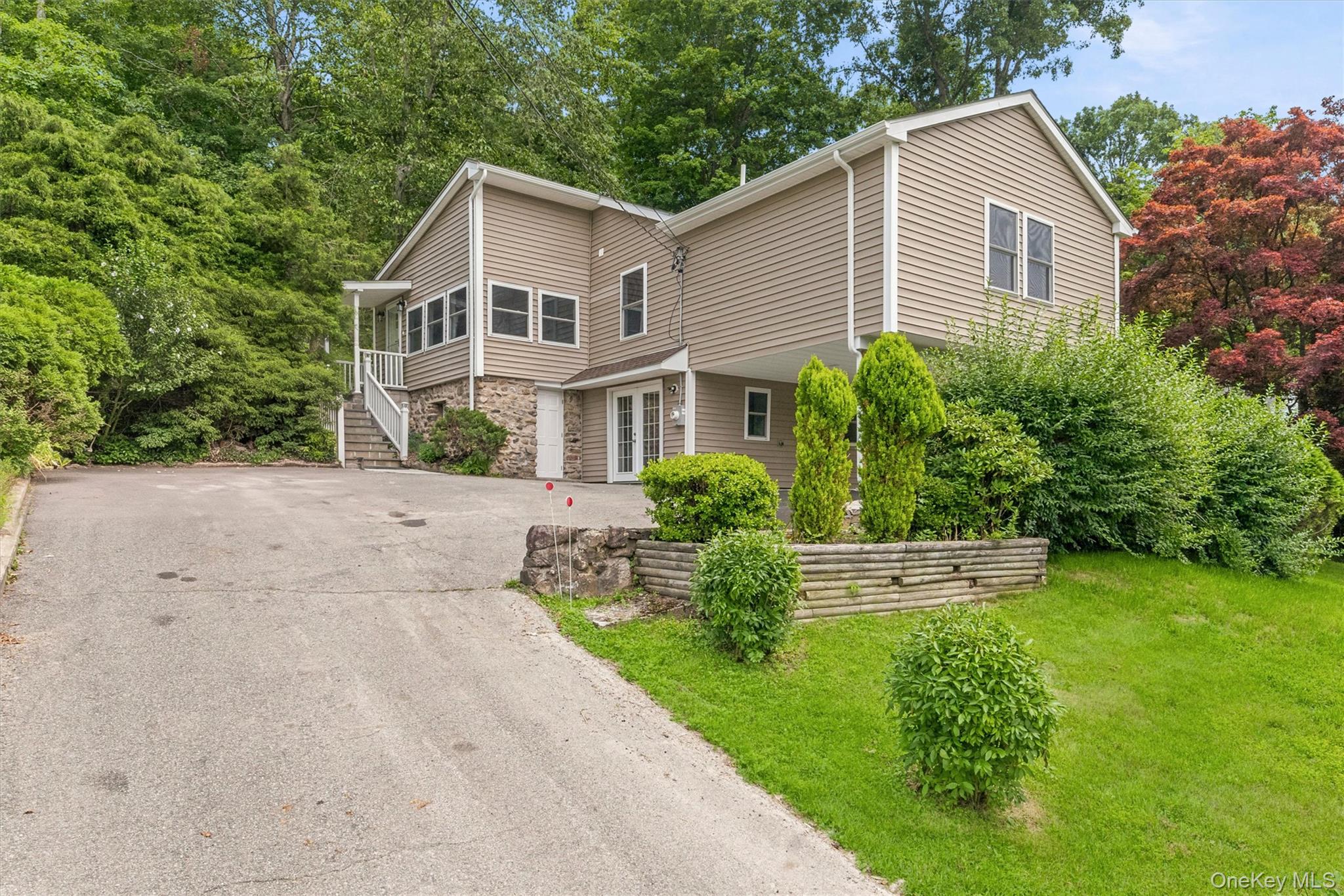 4 Narcissus Drive — photo