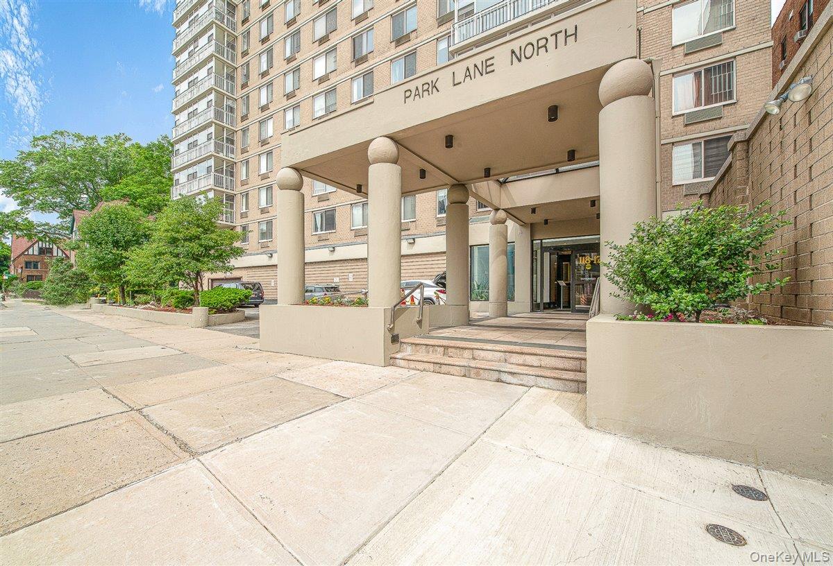 118-17 Union Turnpike 12G — photo