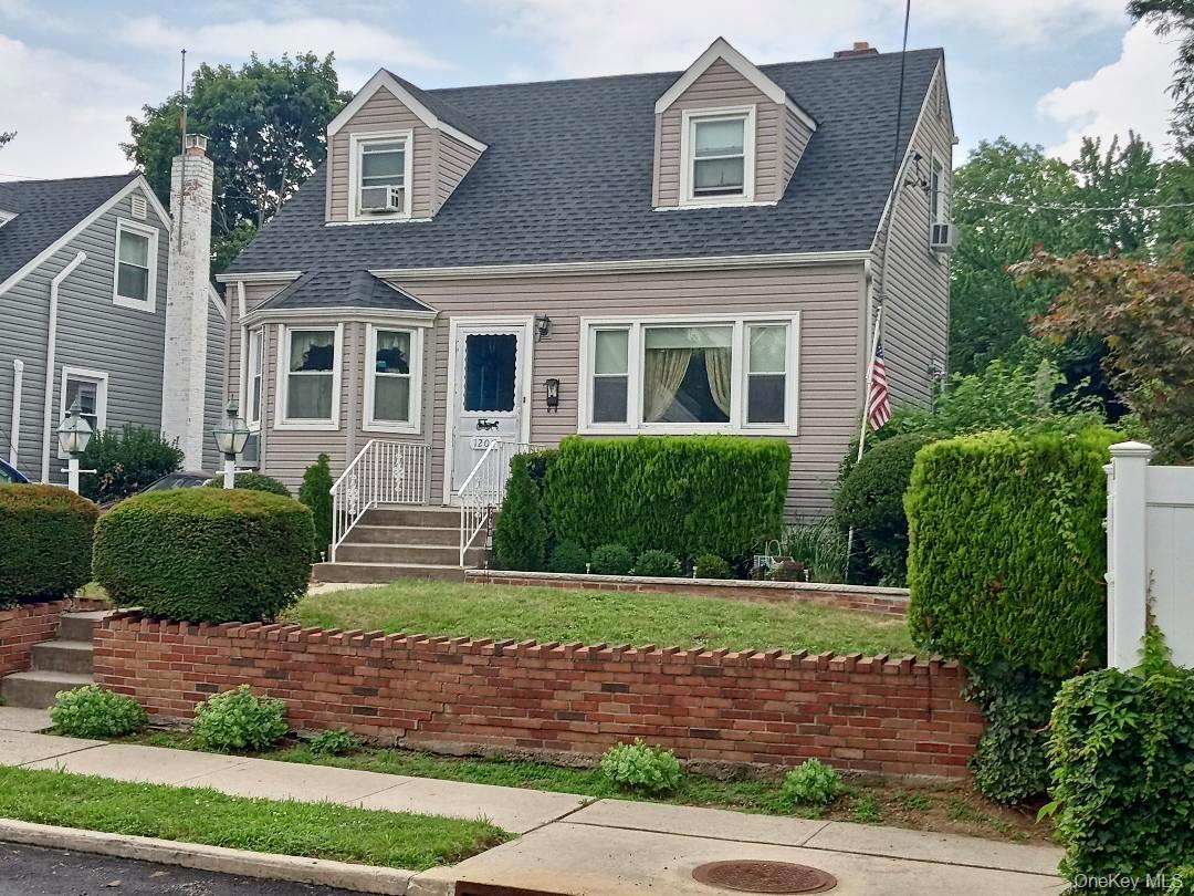 1207 Slabey Avenue — photo