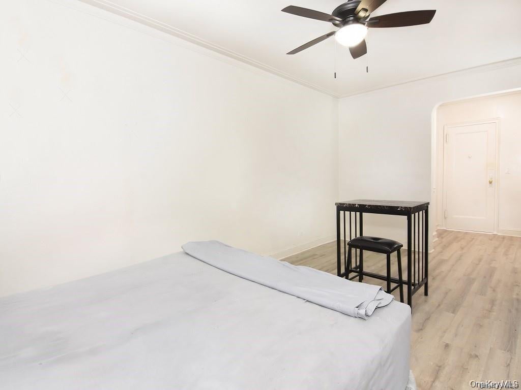 2191 Bolton St 3E — photo