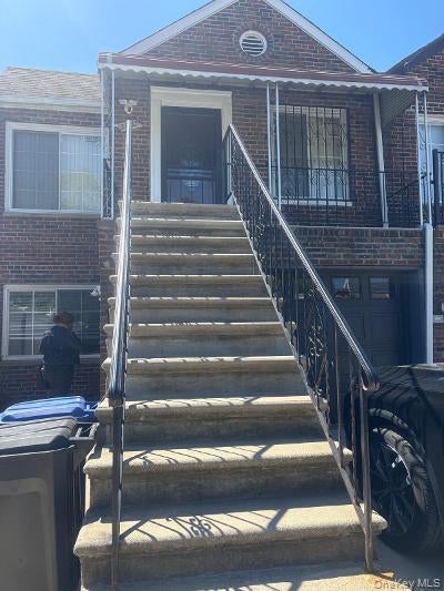 20310 Murdock Avenue — photo