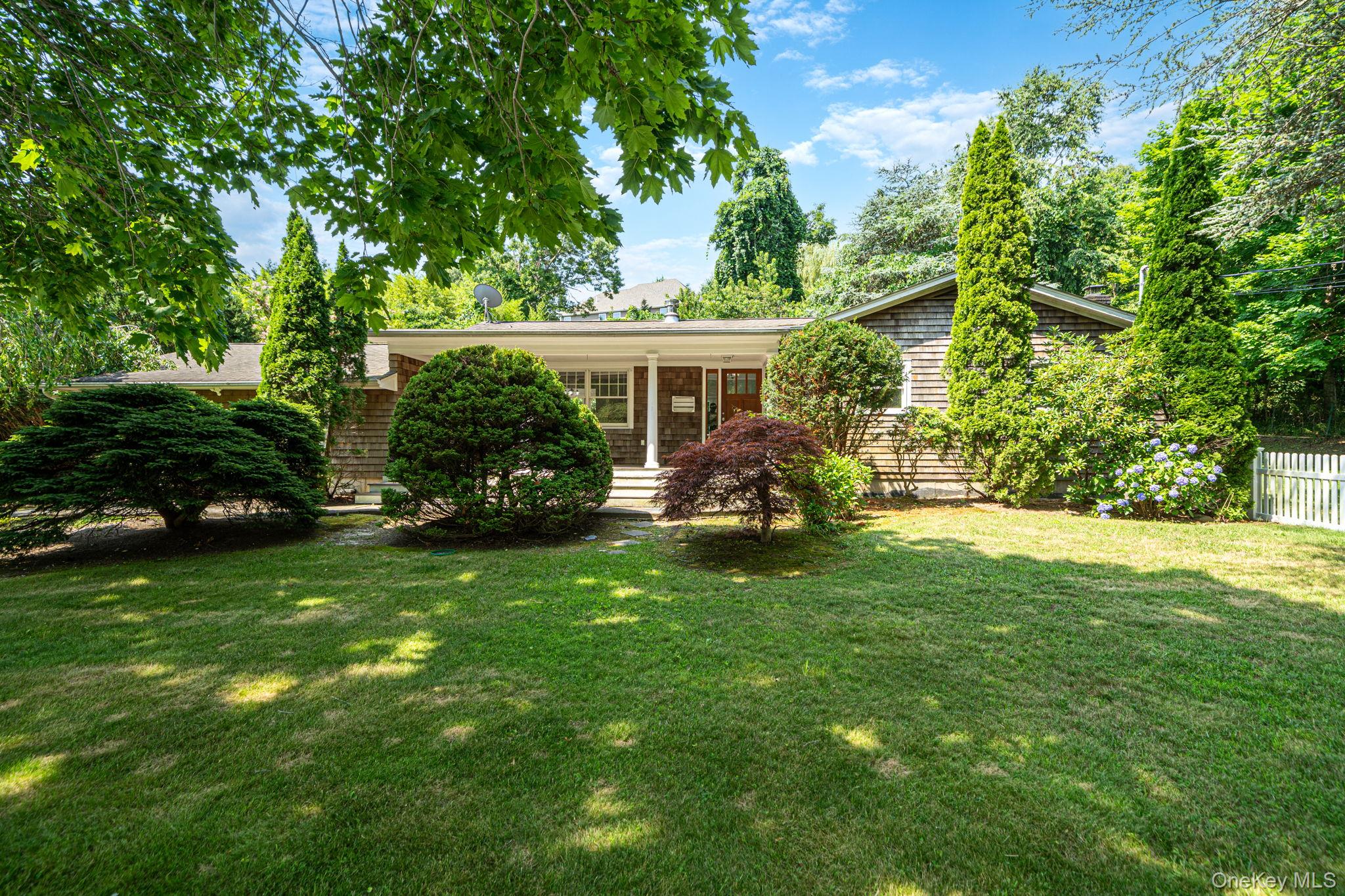 20 Dolphin Way — photo