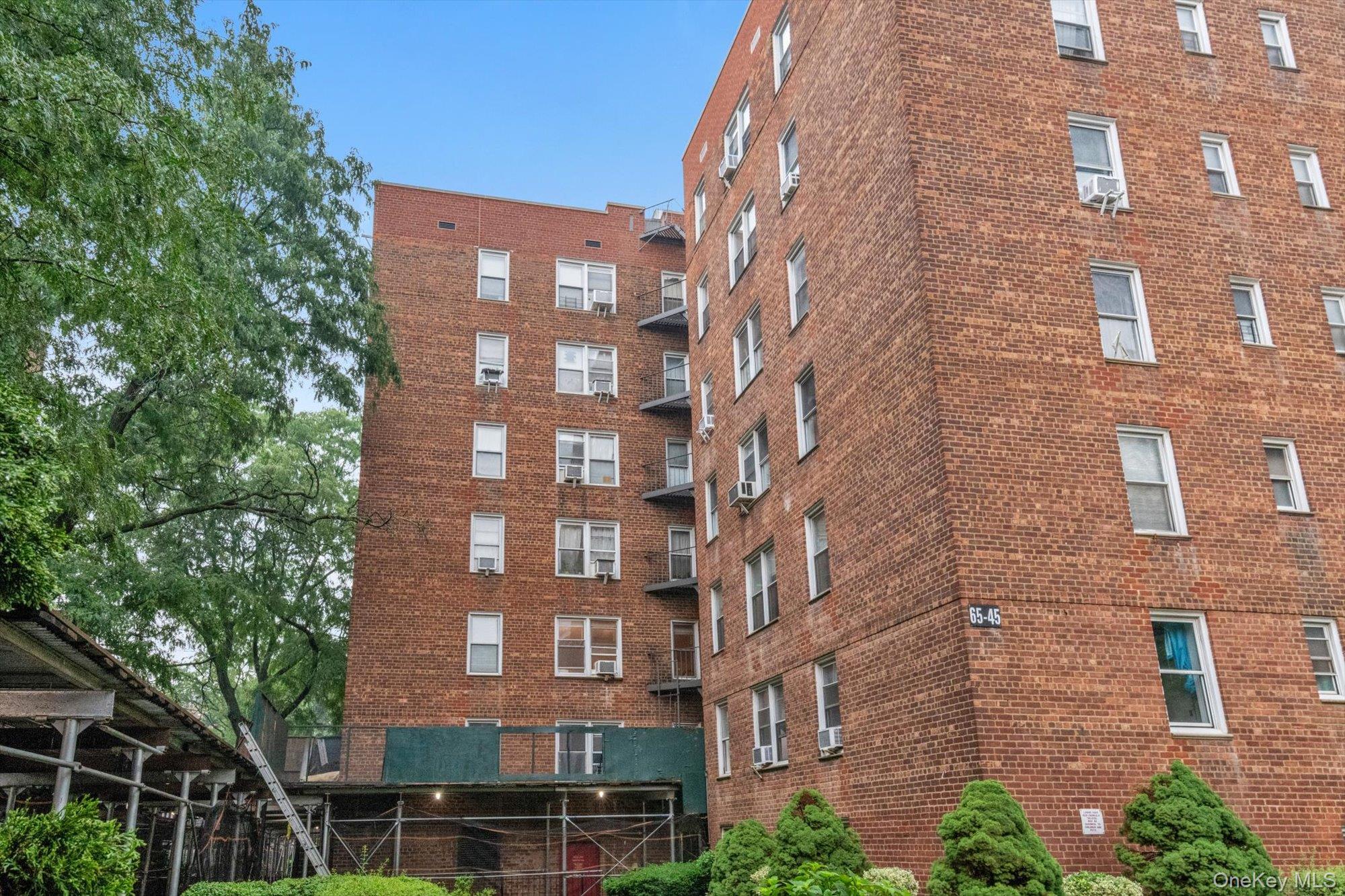 65-45 Yellowstone Boulevard 2B — photo