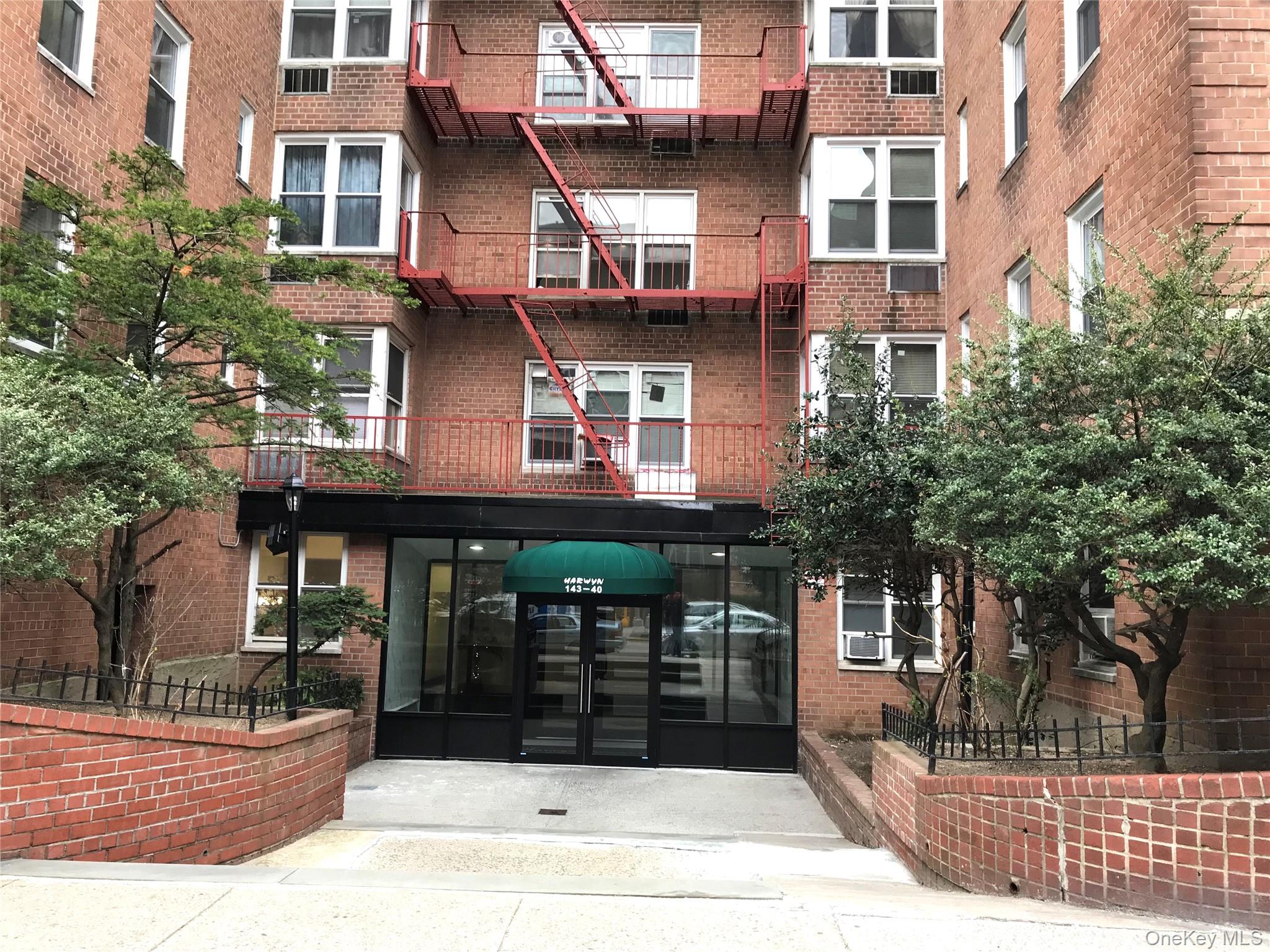 143-40 41 Avenue #2 — photo